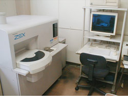 自動蛍光X線分析装置